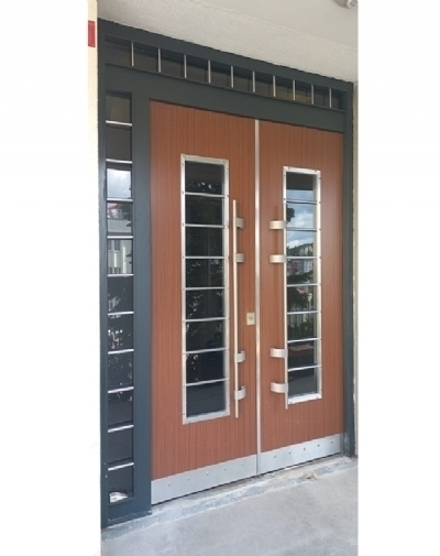 Kompozit Apartman Giriş Kapısı 