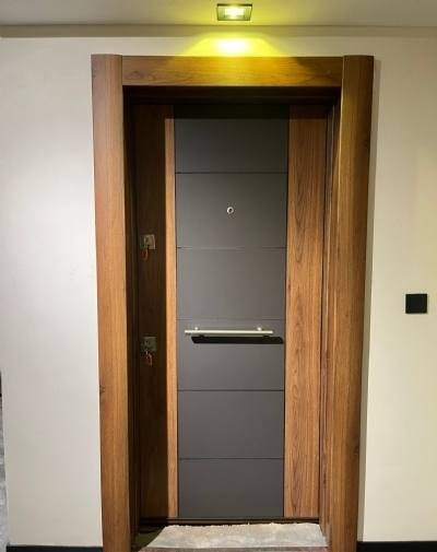 Tezdoor 3450 Ahşap Kaplama Düz Model Çelik Kapı, Daire Kapısı